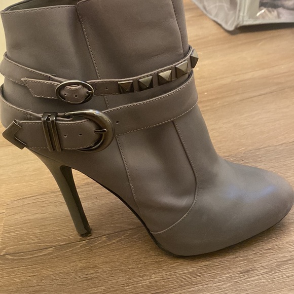 BCBGENERATION booties - Picture 6 of 7